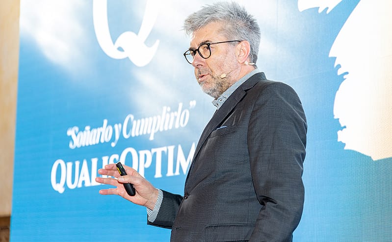 Fran Chuan conferencia: congreso inmobiliario Qualis Optima España